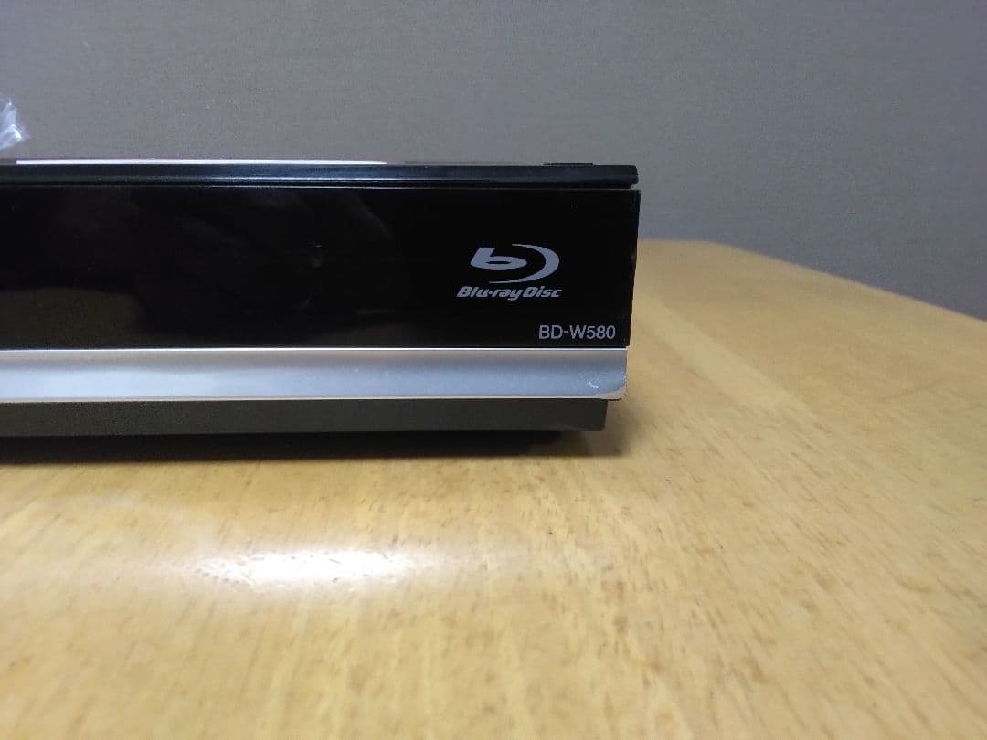 SHARP AQUOSブルーレイ BDーW580 2番組同時録画　保証付き