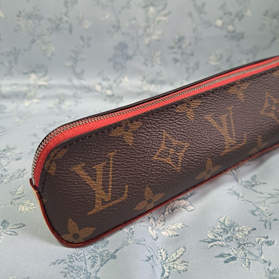 【未使用品】LOUIS VUITTON トゥルースエリザベットペンケース(筆箱)