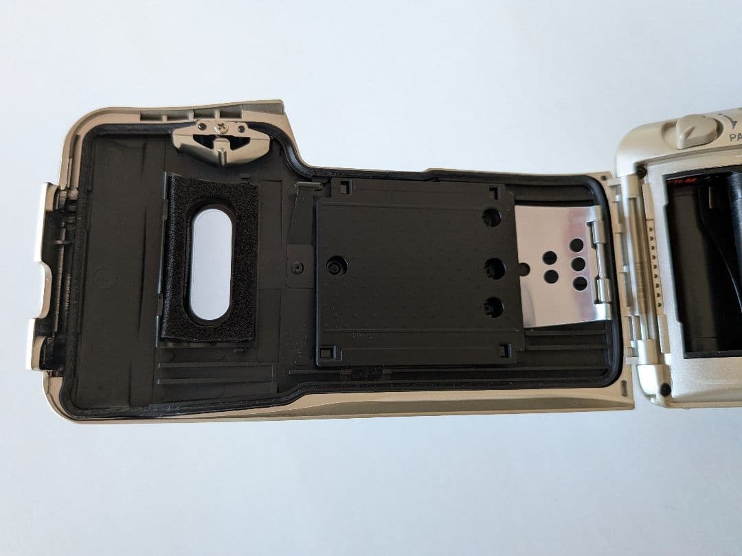 OLYMPUS μ ミュー［mju:］ZOOM105 DELUXE（Ｌ）