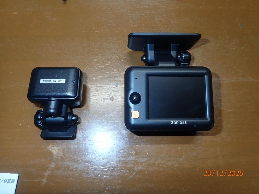 ZDR043 ドライブレコーダー デュアルカメラ(美品）