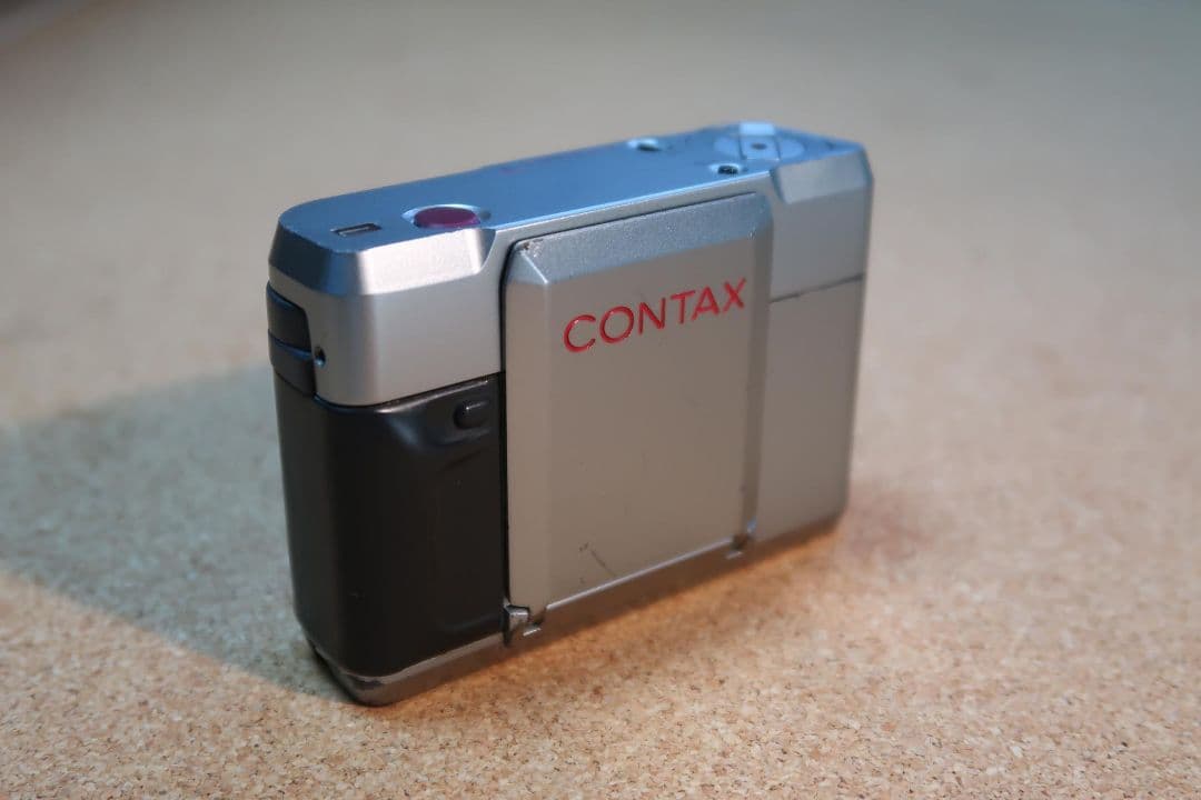 CONTAX T　 動作せず！　京セラコンタックス　フィルムカメラ　ストロボ付