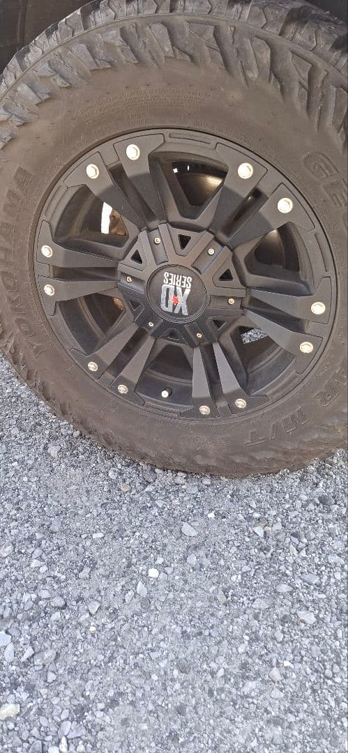 KMC XD822 18インチ 6穴 PCD139.7 GEOLANDARセット