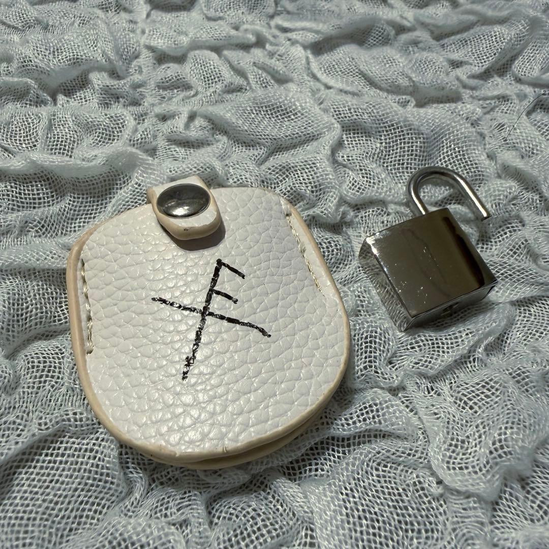 【タグ付き未使用品】 ゲルニカ ペイントハンドバッグ ホワイト シンプソンズ