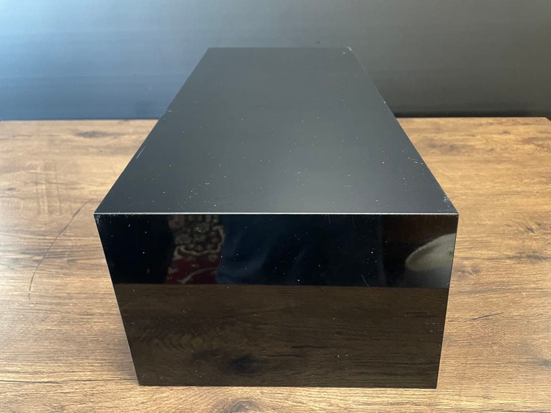 センタースピーカー audio pro black vector