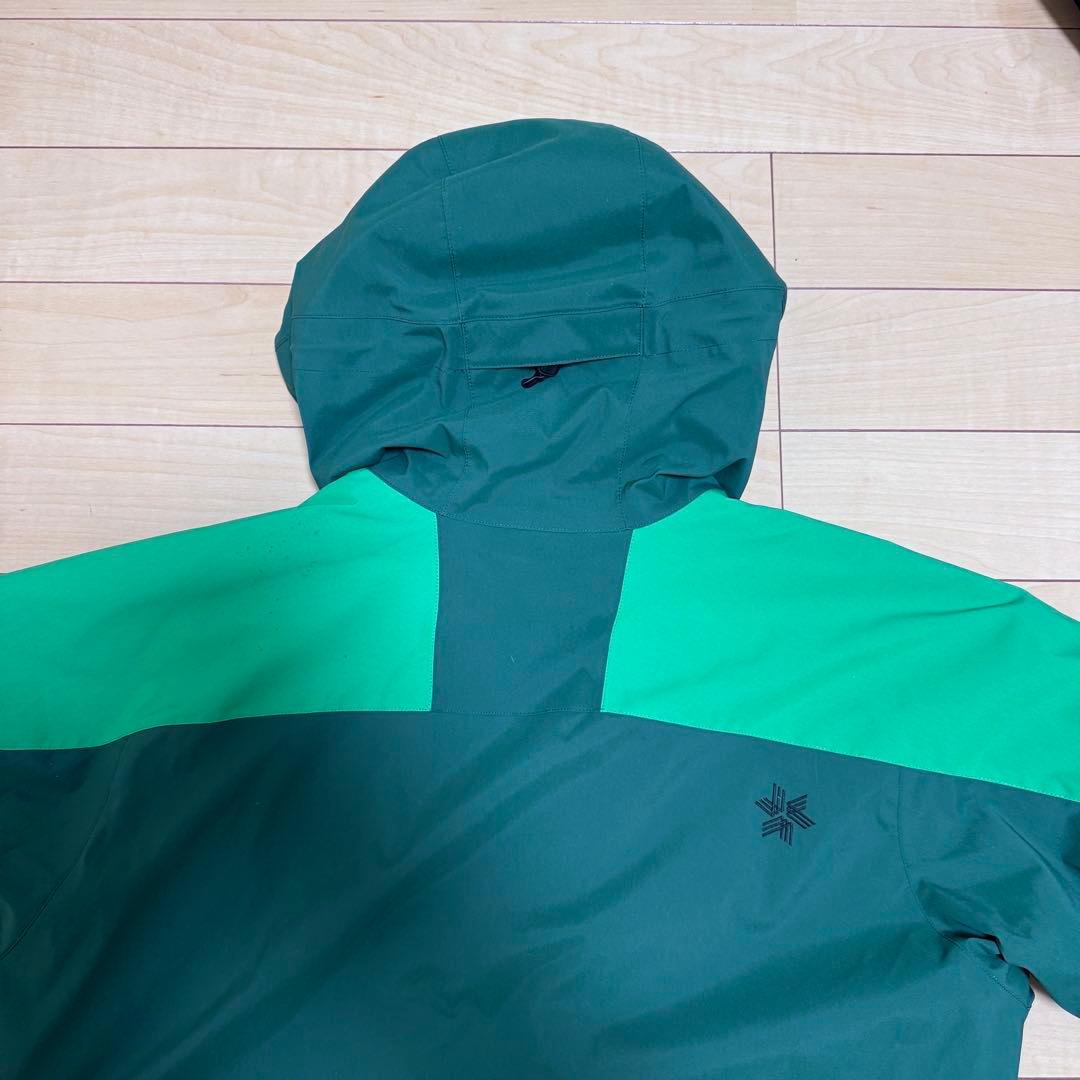 ゴールドウィン　Goldwin Lサイズ（3番）スキーウェア