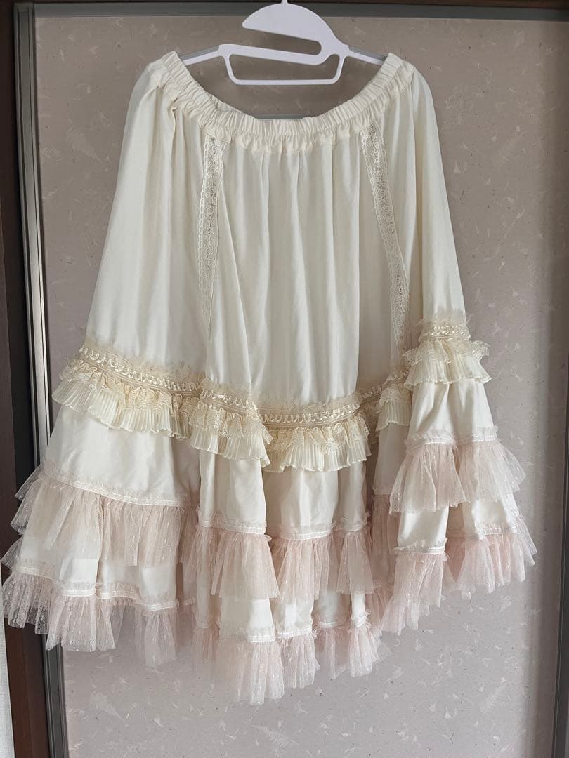 星箱works 七色ワルツ チュールフリルアンダースカート ショート ベージュ