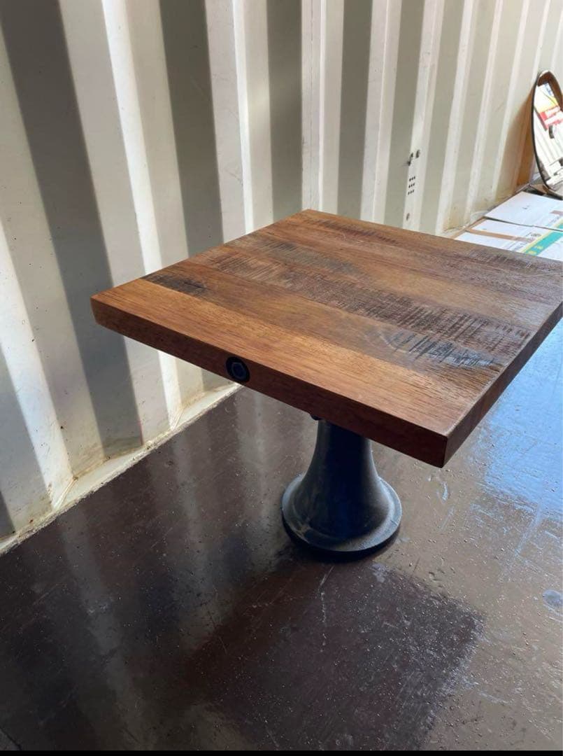 クラッシュゲート サイドテーブル　古材 アイアン