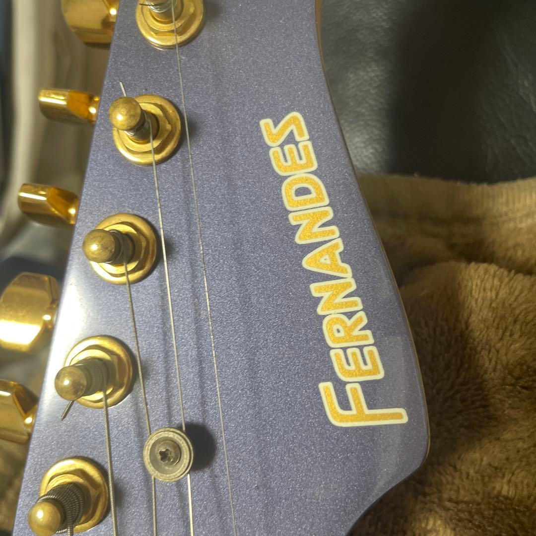 FERNANDES エレキギター シルバー