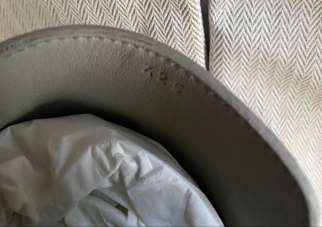 エルメス　HERMES 靴　メンズ　モカシン　ジュリアン　ベージュ　42.5新品