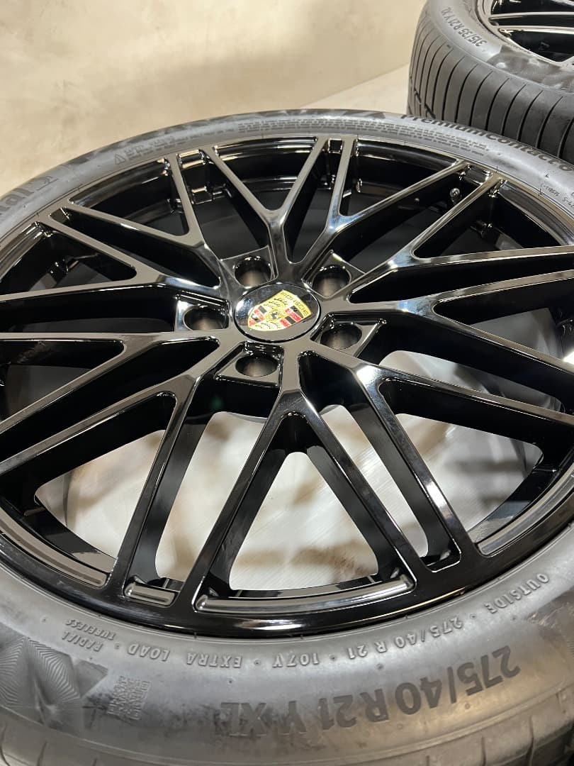 新型 ★ポルシェ カイエン E3 RSスパイダー9Y0 タルモ 純正 21インチ