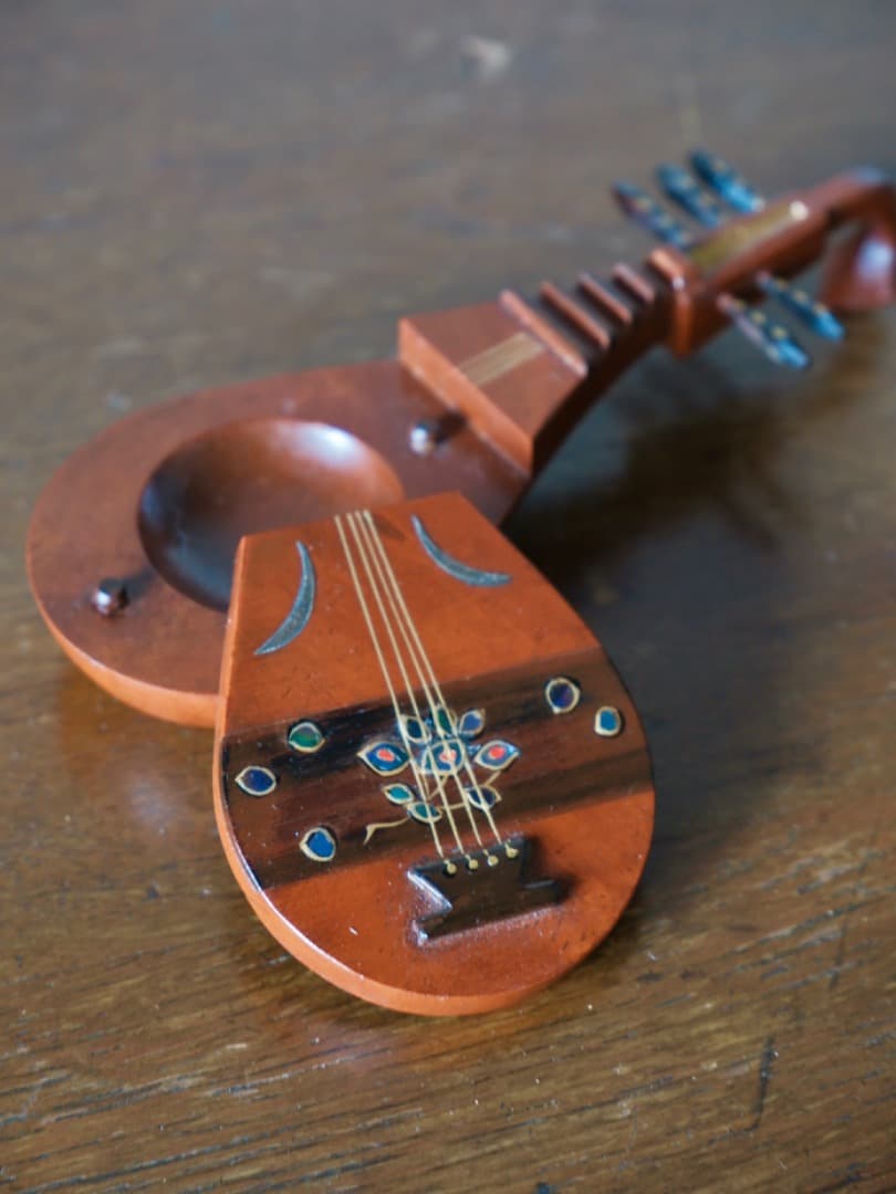 中林星山　木地寄　琵琶香合　茶道具　香道具　共箱　Q2209