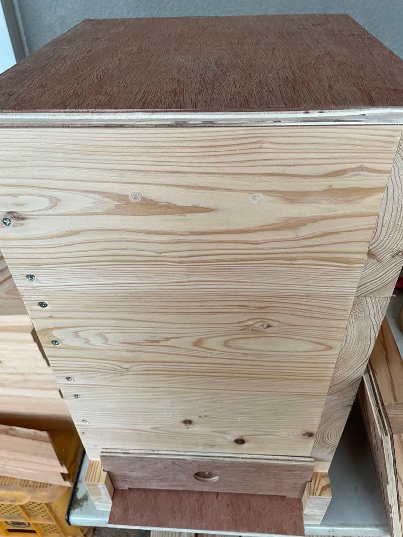 日本蜜蜂重箱式巣箱ハニーズハウス！スノコセット！超訳あり特価！継箱二箱追加！