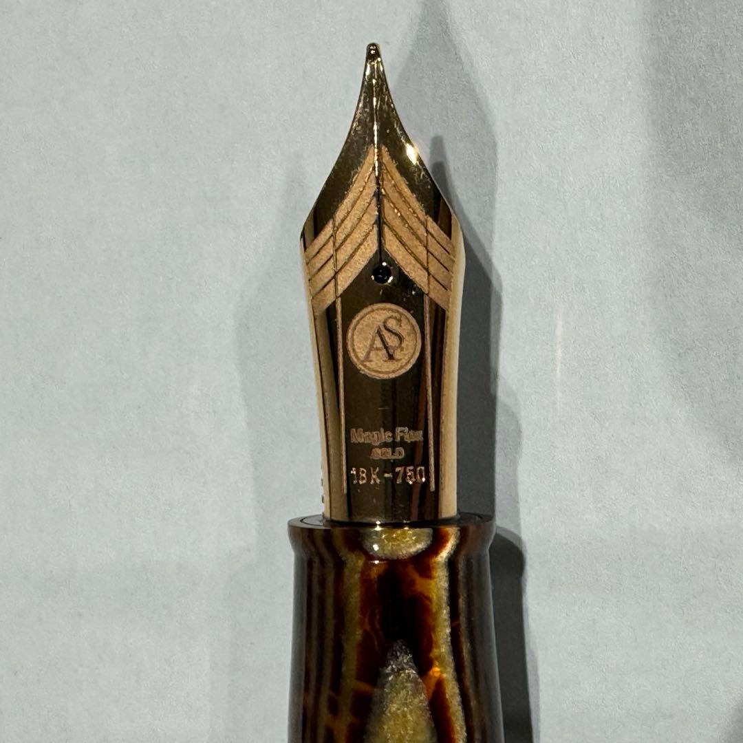 アルマンドシモーニクラブ　ボローニャ　エクストラアルコ　万年筆