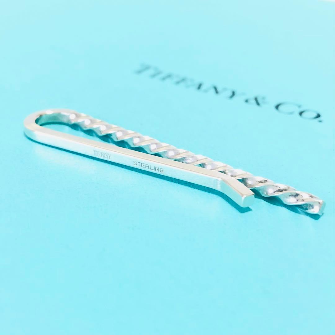 TIFFANY ナロー ツイスト ネクタイピン タイバー J256020