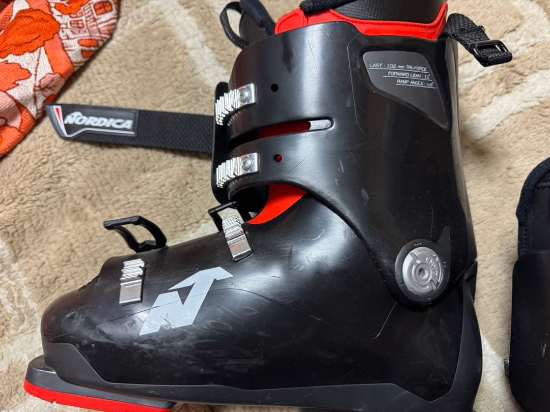 ノルディカ SPORTMACHINE 80 27.5センチ