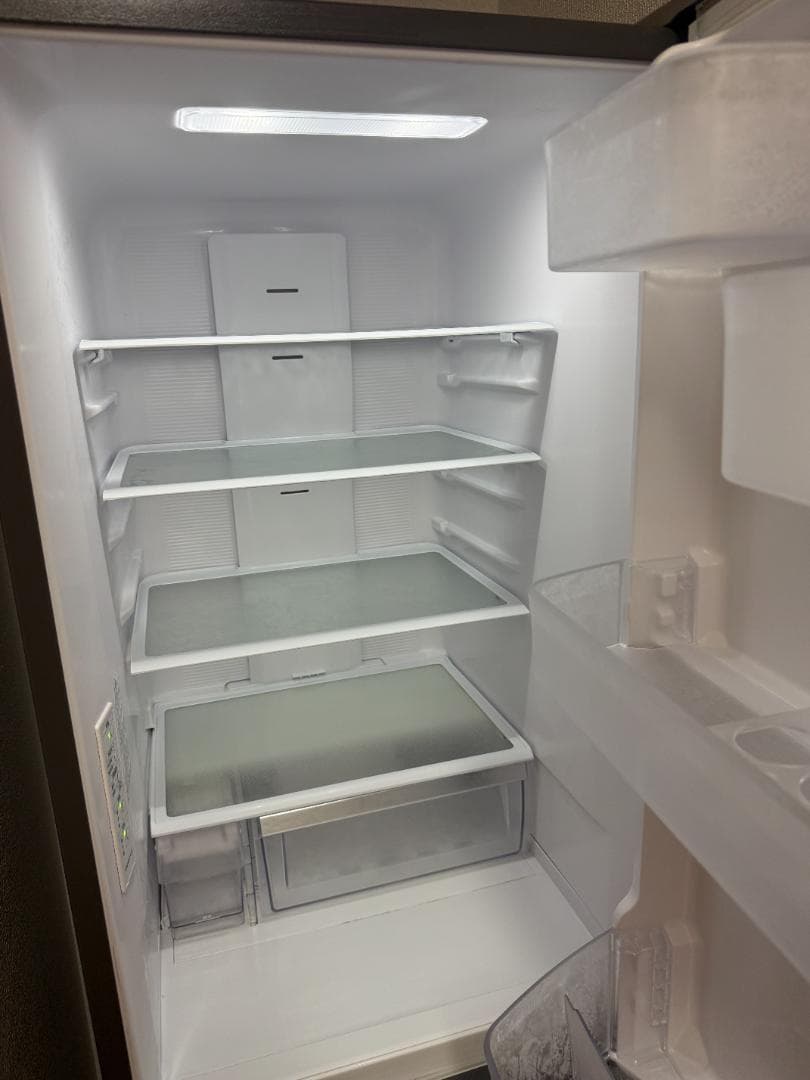 ✨【送料込み】日立　R-V32RV(N) 冷凍冷蔵庫　315L 2022年製