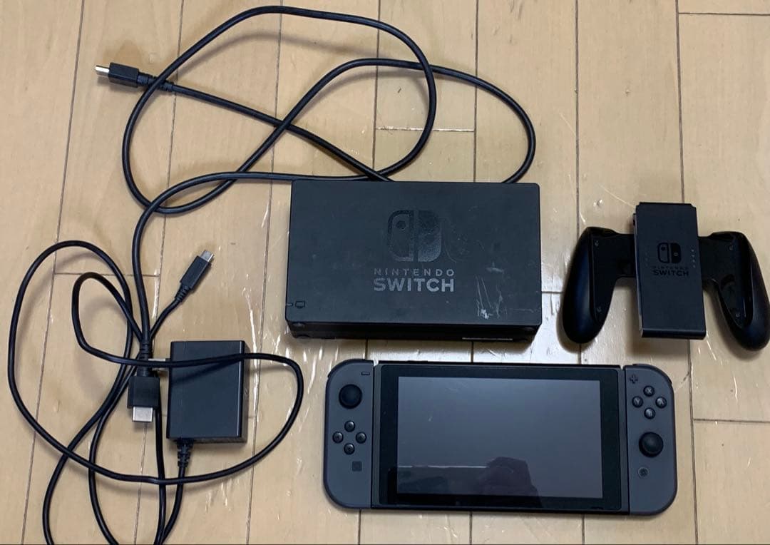 Nintendo Switch 本体 ブラック　付属品付き