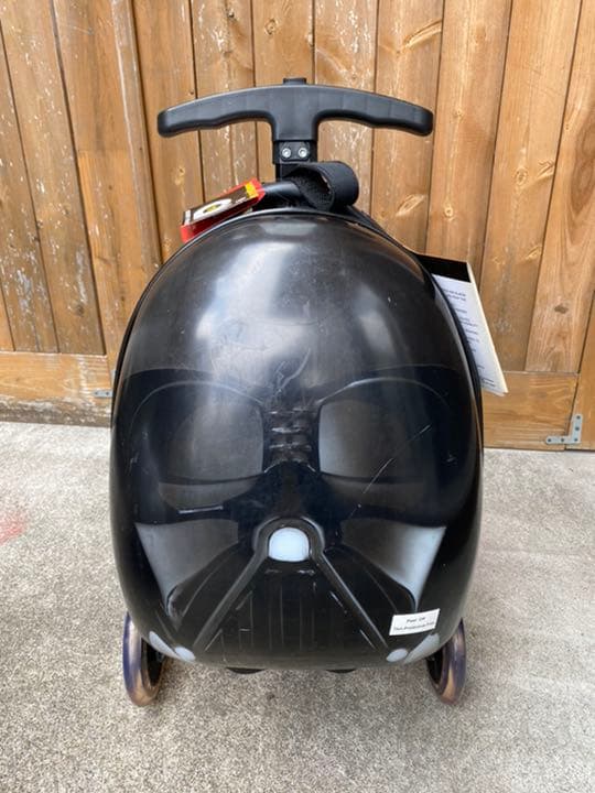 スターウォーズ  STARWARSキャリーケース　キックスケーター　ダースベイダ