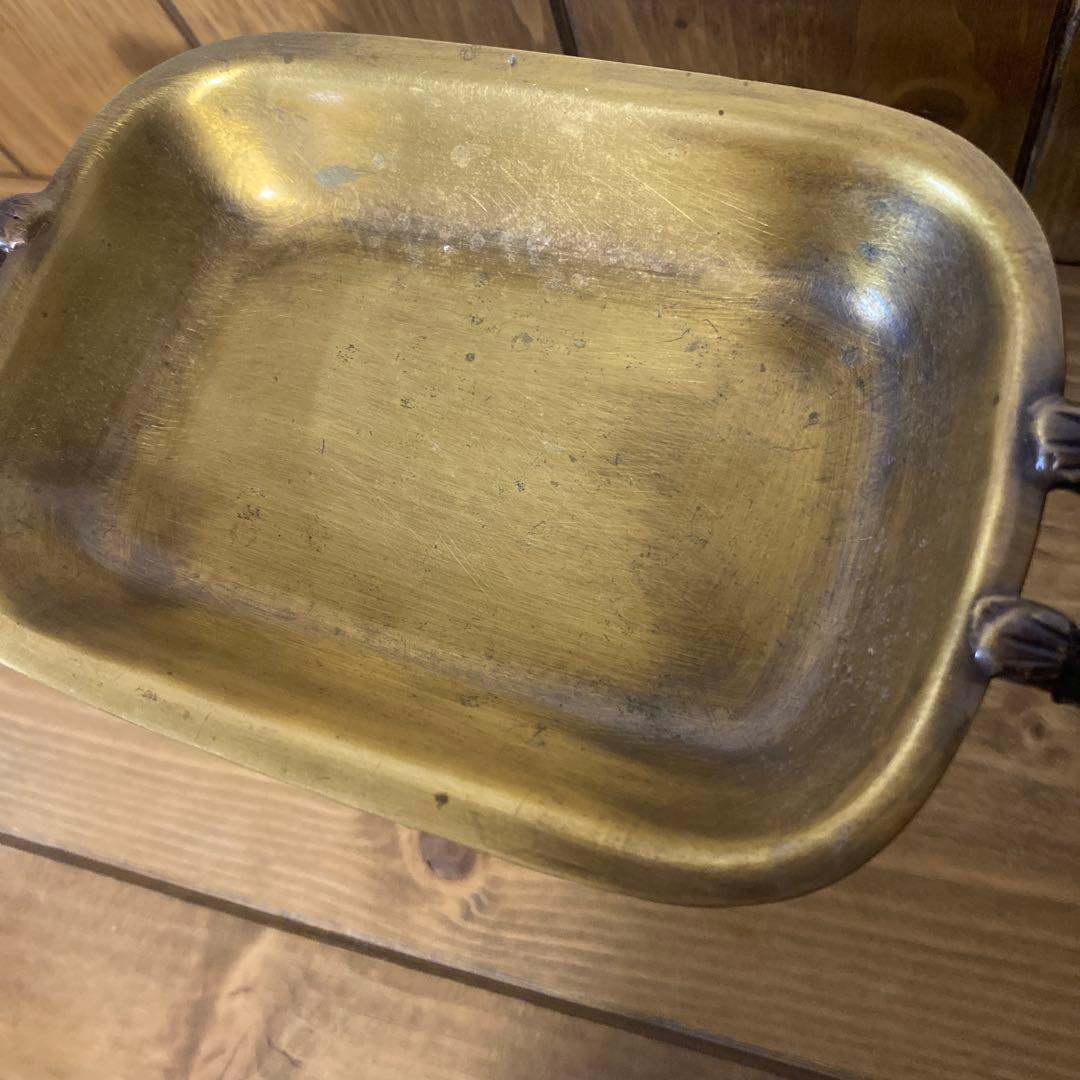 真鍮のトレイドック　黒い手のスタンド 小物入れ　キー置き　２個セット