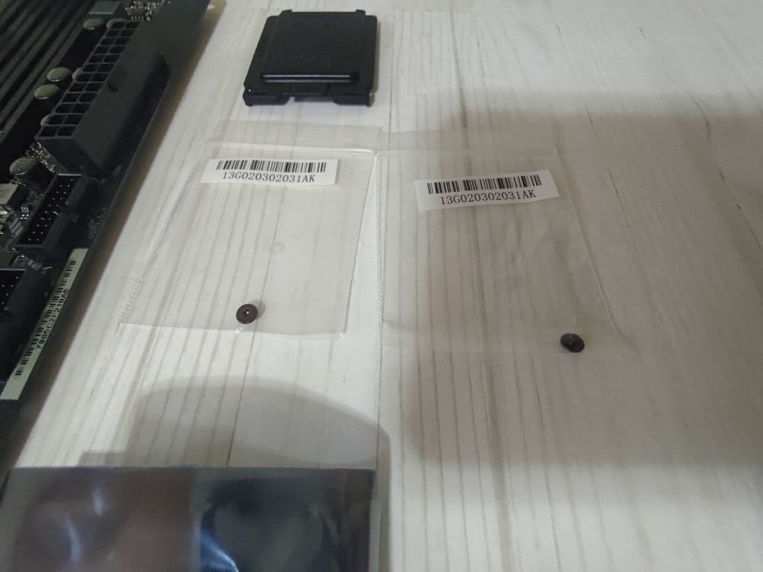 CPU CORE i5-9600K + Asrock Z390 EXTREME4