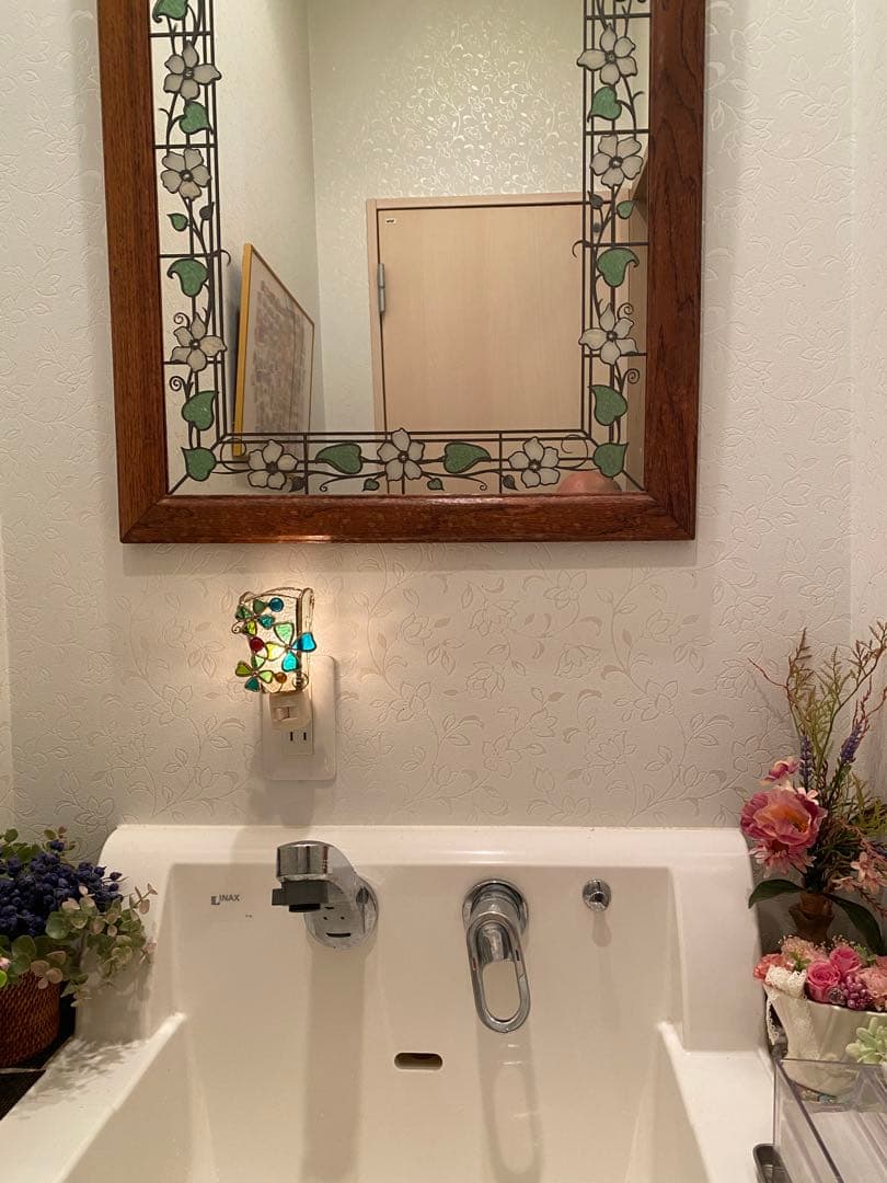 壁掛け鏡 ステンドグラス風 #ステンドグラス #壁掛け鏡 #鏡