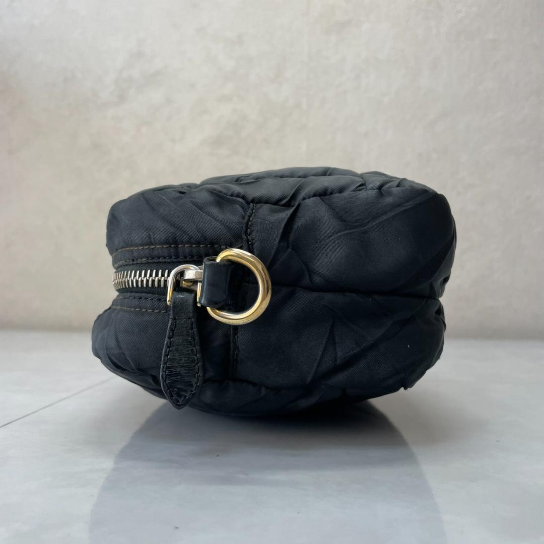 PRADA ショルダーバッグ プラダ 2way カメラバッグ キルティング 黒