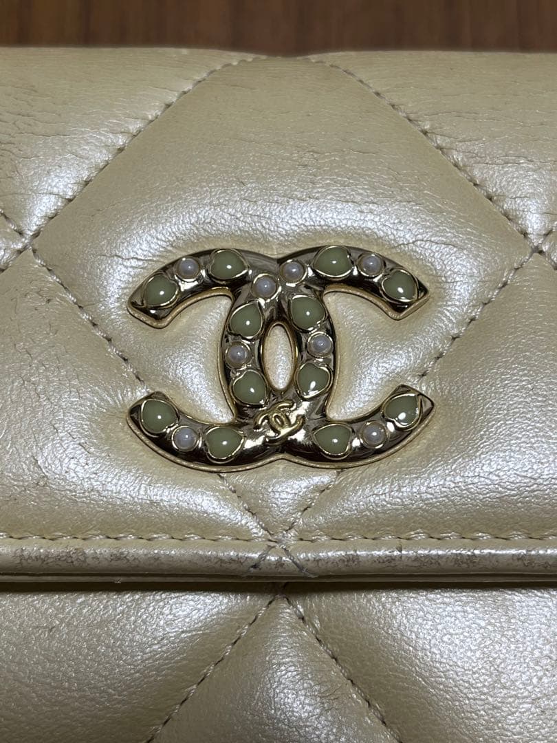 CHANEL レア色　パステルクリームイエロー　 キルティング 長財布