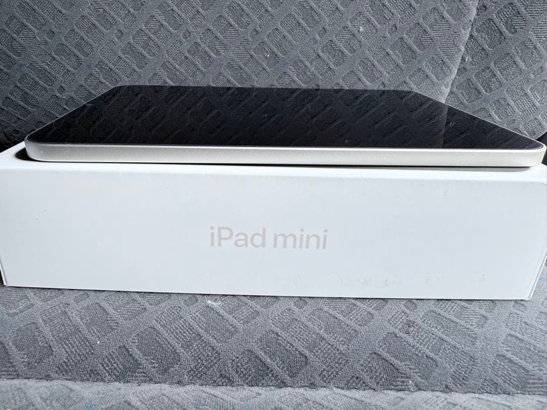 Apple iPad mini (第6世代) 256GB Wi-Fi シルバー