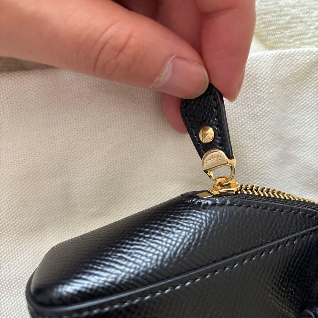 Salvatore Ferragamo ボディバッグ