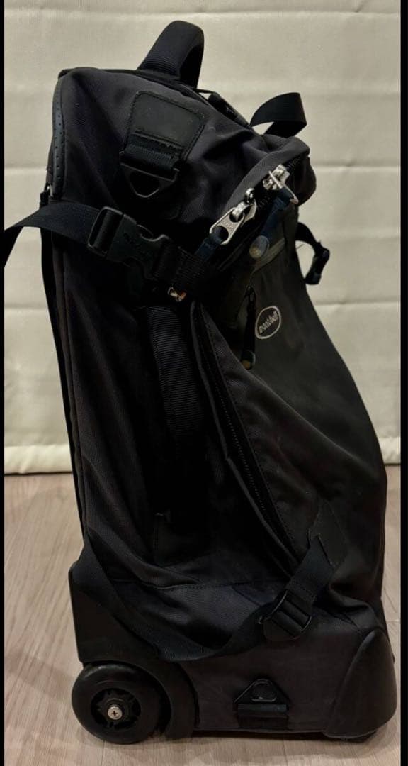 モンベル　キャリーバッグ　黒