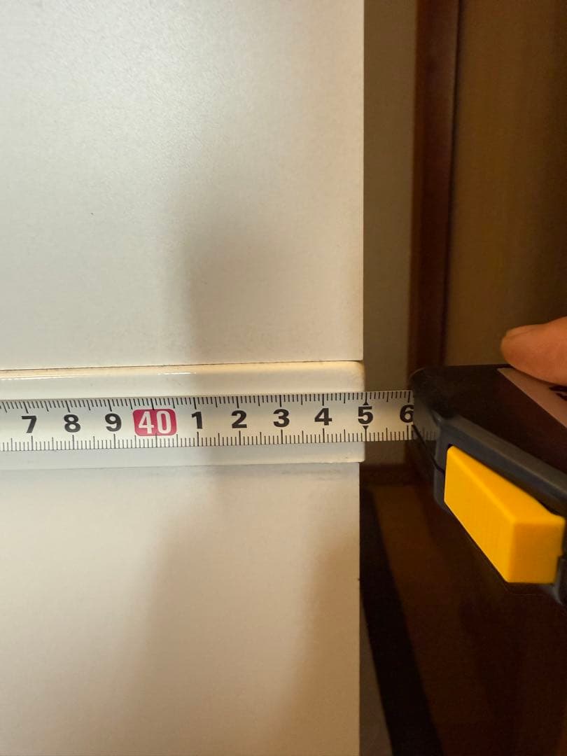 ホワイト食器棚 ガラス扉付き 中型