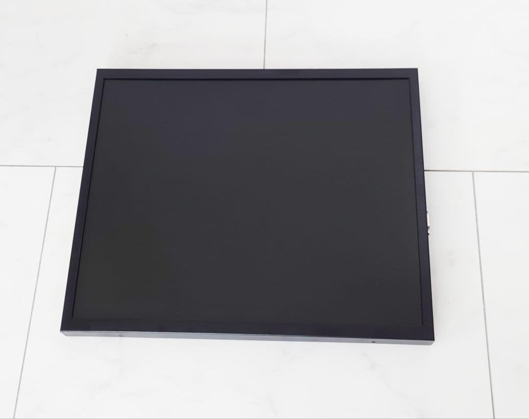 液晶モニター 17インチ 4:3対応アーケードゲーム縦画面シューティングに17型