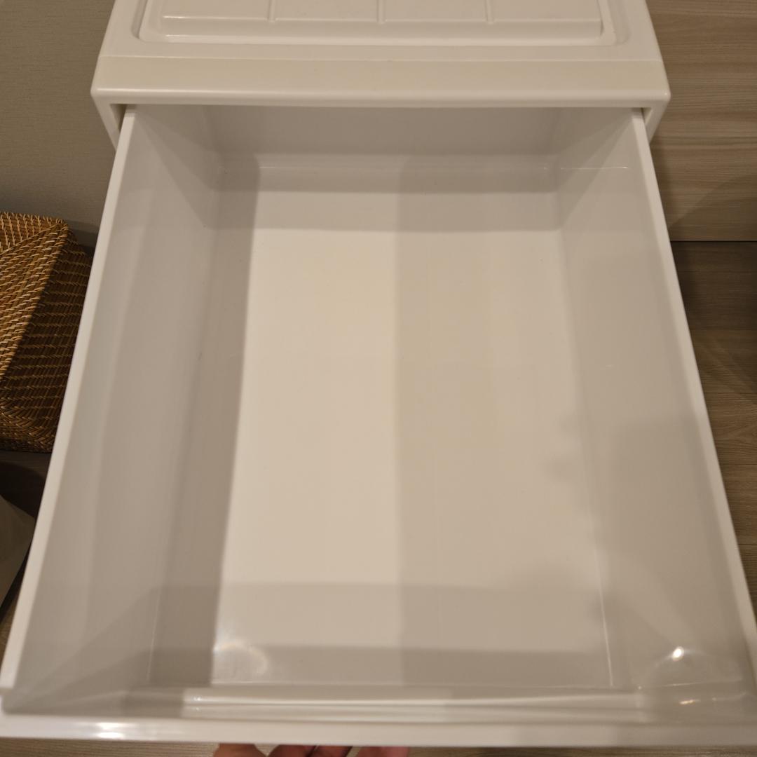 【みずき】Fits ホワイト 4段引き出し式衣類収納ケース