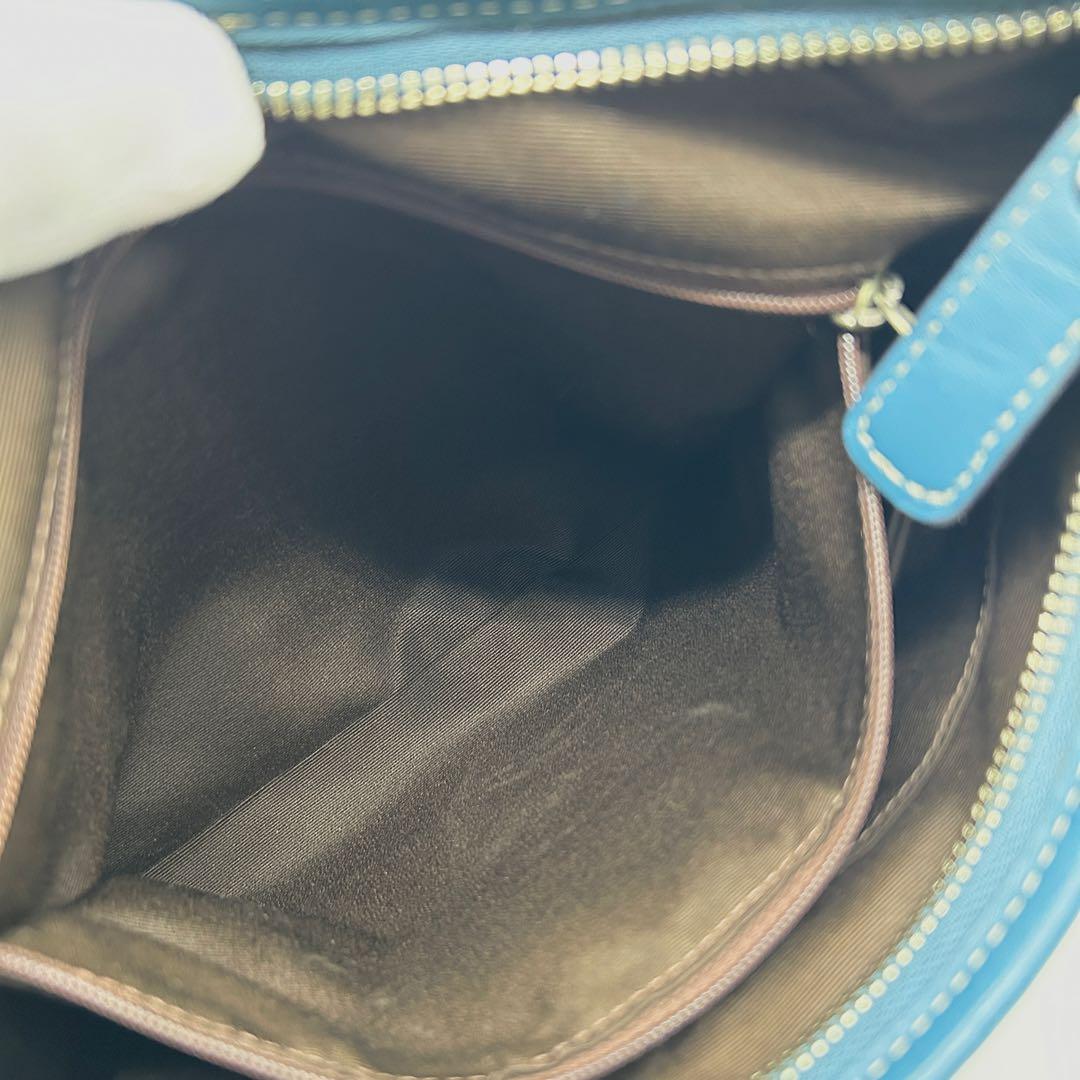 COACH✨シグネチャー ワンショルダーバッグ レザー切替 ターンロック ブルー