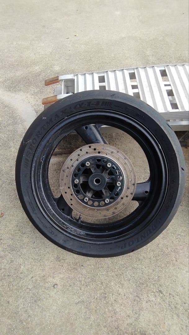 xjr40017インチ ホイール前後セット