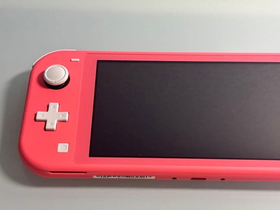 Nintendo Switch Lite コーラル　本体　箱付き