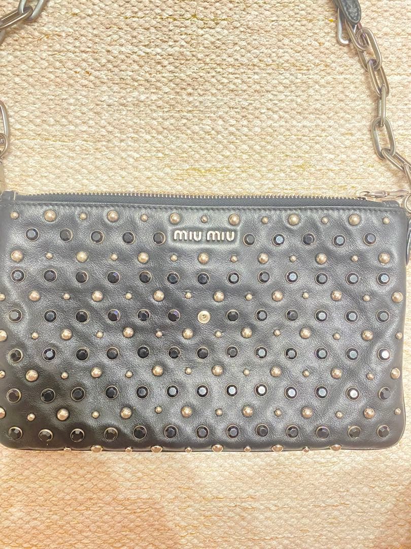 【miu miu 】✳︎スタッズ付きバッグ最終値下げ