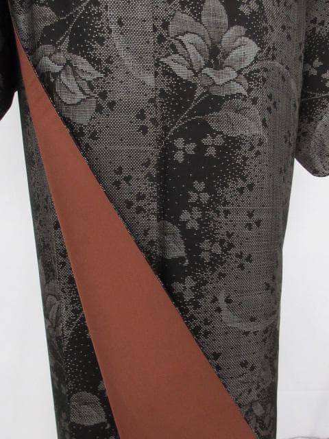 未着用に近い！純泥染＊７マルキ＊本場奄美大島紬＊幻想的＊着物＊１６０ｃｍ＊裄６４