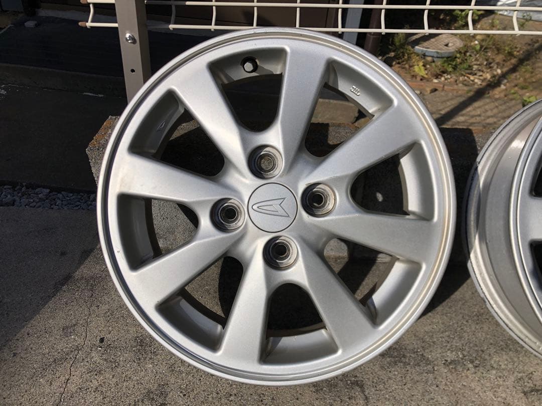 とらさん専用　ダイハツ純正中古　155/65/14 ハブ径54、4穴