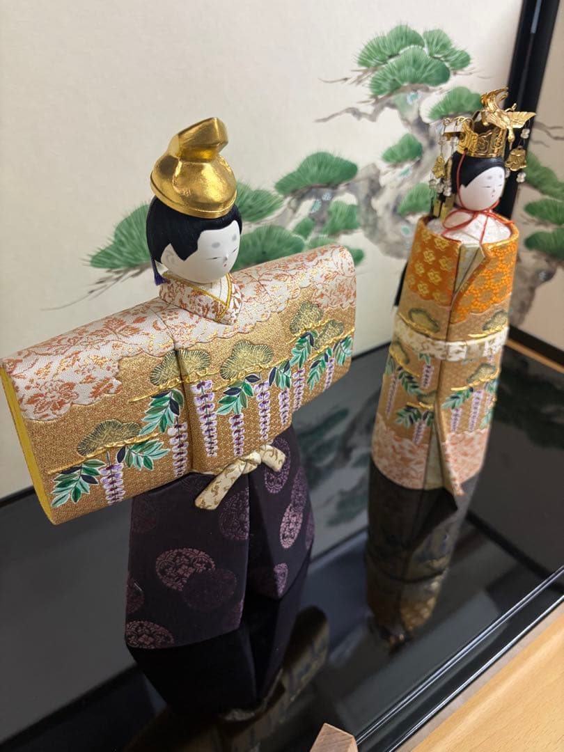 真多呂作 雛人形 親王飾り 木目込み 立雛 伝統工芸 木札付き 屏風 台付き