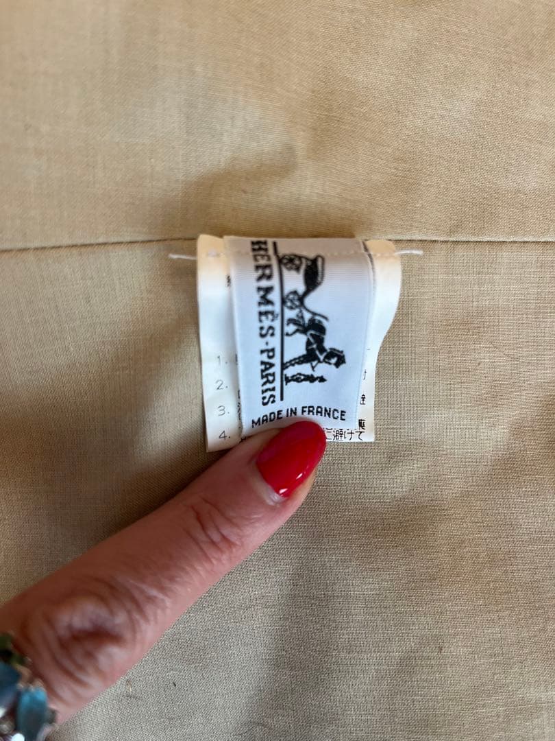 レアエルメスの犬用コート