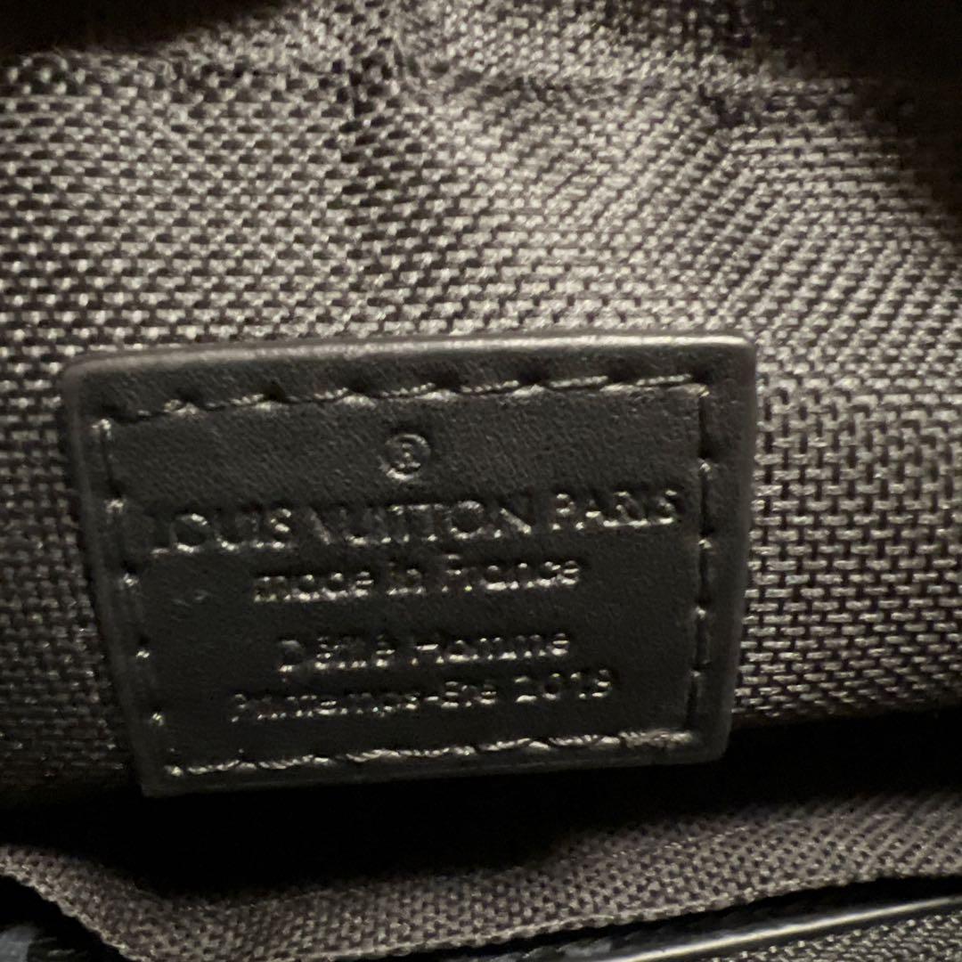 LOUIS VUITTON ブラックショルダーバッグ 即日発送可