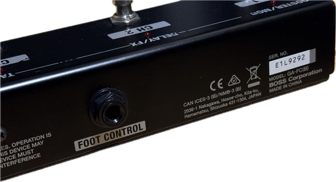 BOSS GA-FC フットコントローラー　ケーブル付き