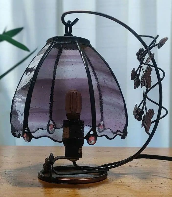 新品 ステンドグラス ランプ ランバーツ