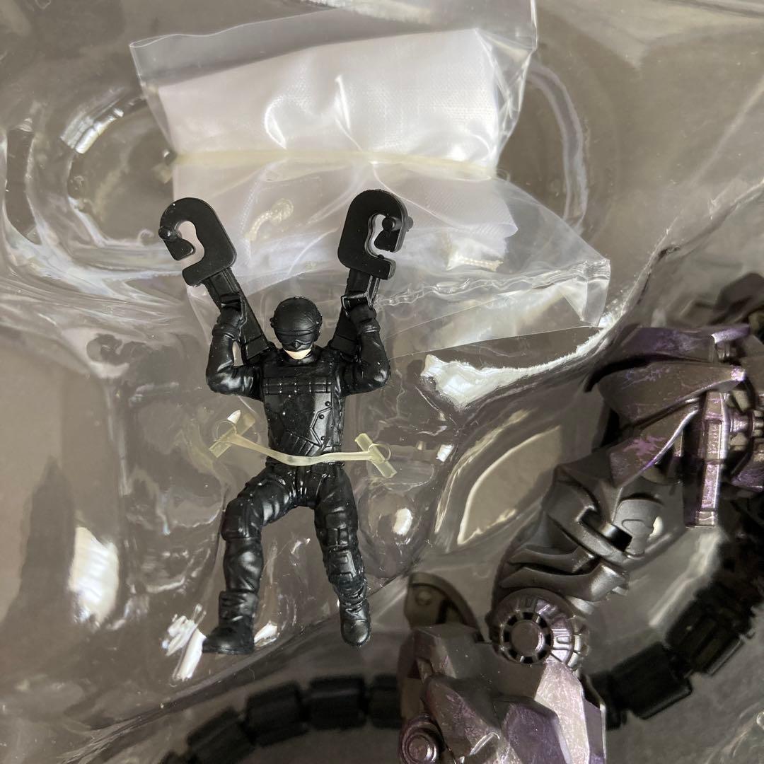 SS-45 ショックウェーブ　トランスフォーマー　スタジオシリーズ