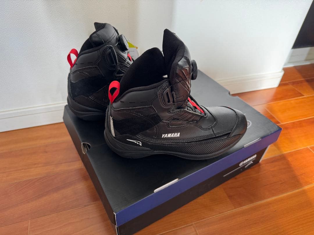 モモンガYAMAHA KUSHITANI ブロックフローシューズ