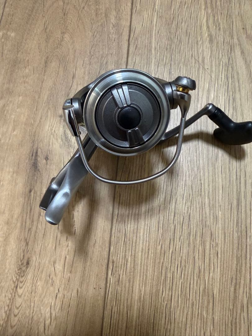 Daiwa トライソSHOX2500ＬＢＤ