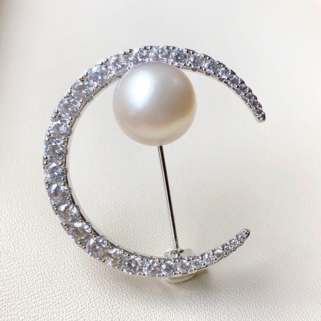 Aman様まとめ専用南洋白蝶真珠クリーム10.6㍉「三日月」ブローチBEN798