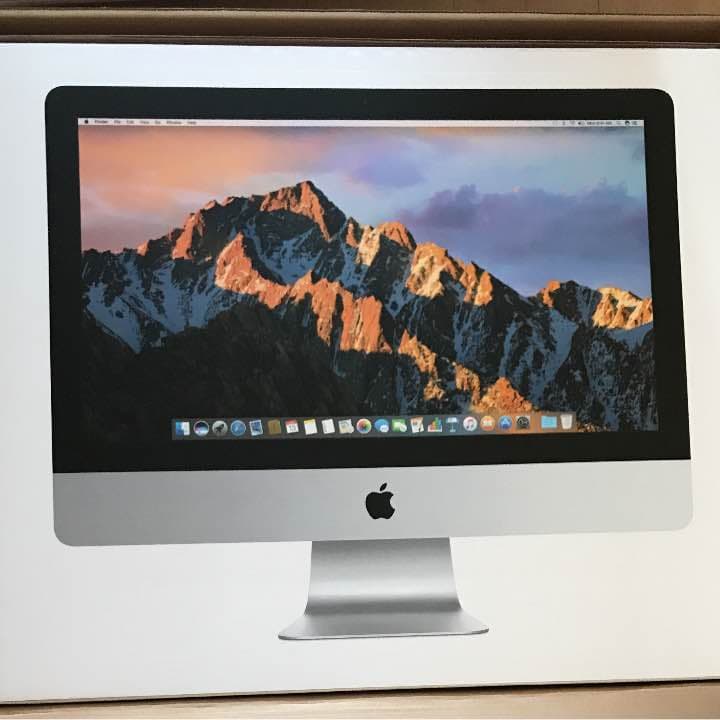 アップル 21.5インチiMac Retina 4Kディスプレイモデル
