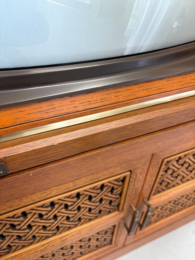 美品HITACHI C18-238E ブラウン管テレビ 木目調 ジャンク品